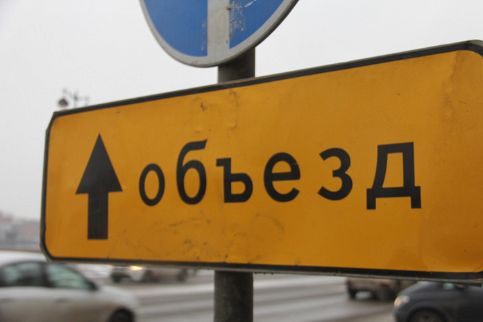 На КАД Петербурга в районе развязки с Софийской улицей перекроют две полосы