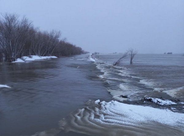 В результате паводка в Хабаровском крае подтоплены дороги