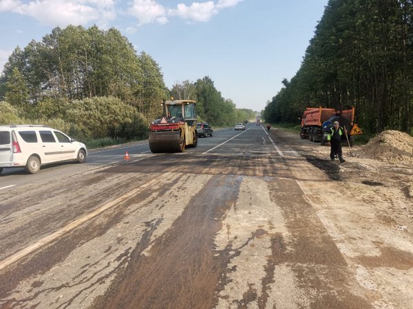 Федеральные дорожники оперативно устранили аварийную просадку на трассе Р-158 в Нижегородской области