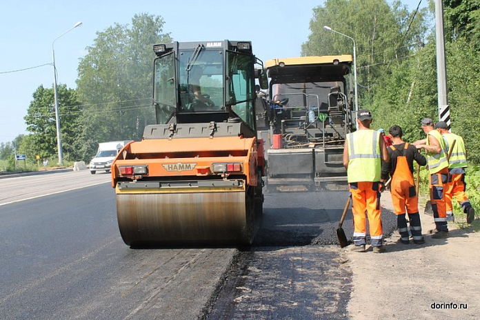 Более 900 млн рублей дополнительно направят на строительство и реконструкцию дорог в Орловской области в 2023 году