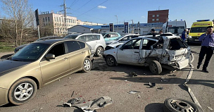 В аварию в Уфе попали 11 автомобилей