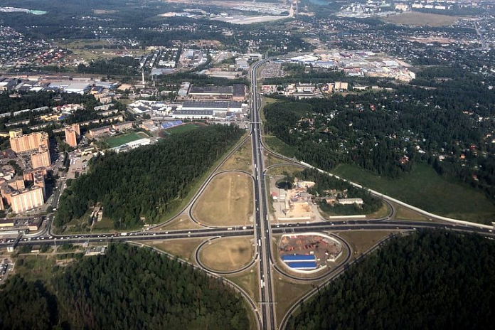 На пересечении шоссе Ракитки и Филимонковского шоссе в Москве построят развязку