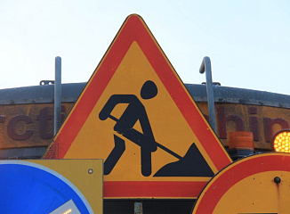 На трассе М-5 Урал в Свердловской области приступают к восстановлению поврежденного путепровода