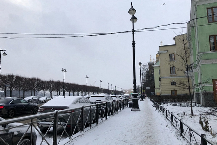 В Петербурге действует желтый уровень погодной опасности