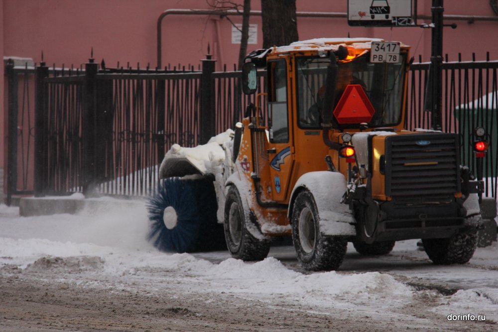 По факту хищения средств при уборке снега с дорог Петербурга возбудили уголовные дела