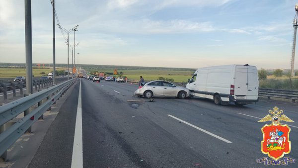 В аварию на трассе М-2 Крым в Подмосковье попали 15 машин