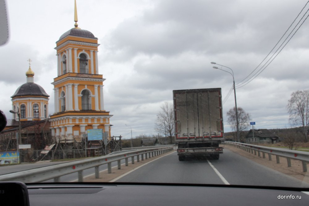 В Подмосковье в 2025 году отремонтируют порядка 130 участков дорог к церквям и соборам