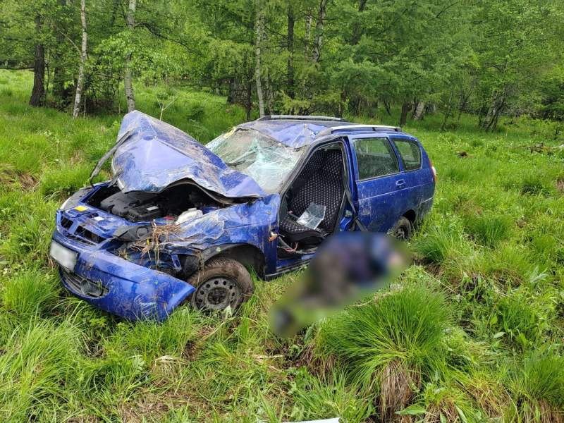 Двое из легковушки погибли в ДТП в Республике Алтай Двое из легковушки погибли в ДТП в Республике Алтай