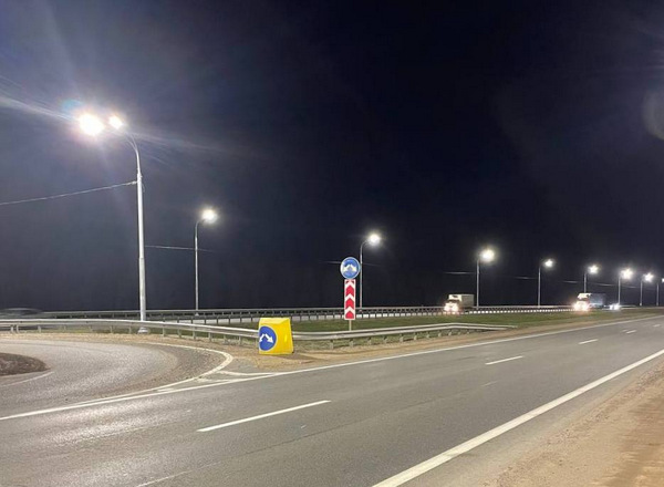 Линии освещения устроили на 13 км федеральных дорог в Тверской области до конца года