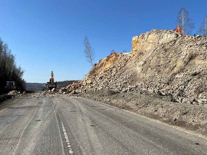 Буровзрывные работы на участке реконструкции трассы М-5 Урал в Челябинской области согласовывали два года
