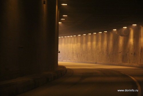 При реконструкции Старо-Рублевского путепровода в Москве строят тоннель
