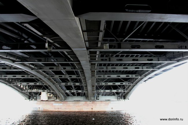 Крестовоздвиженский мост в Смоленске принят в эксплуатацию