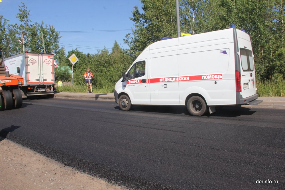 За год в Новгородской области отремонтируют восемь участков дорог к медучреждениям