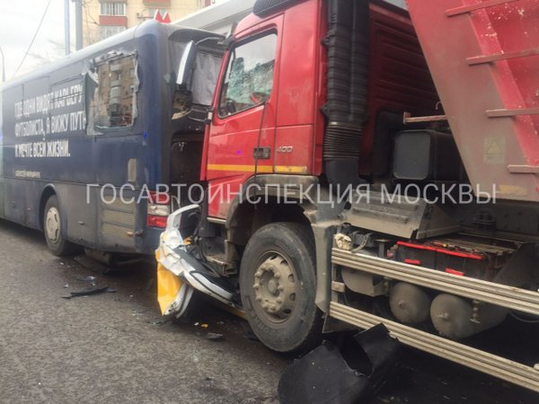В аварии в центре Москвы погибли два человека