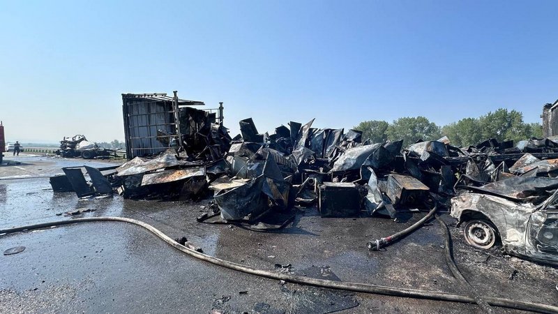 Два водителя погибли в массовом ДТП на обходе Красноярска