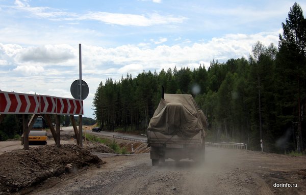 Для капремонта аварийного моста через Нермешу в Вологодской области завезли материалы