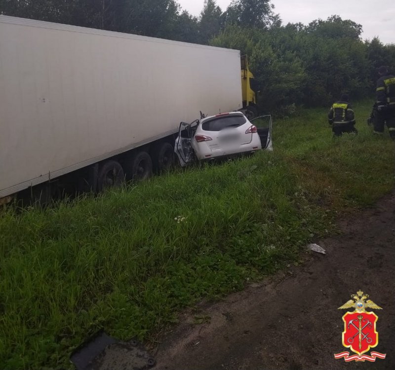 Двое погибли в аварии на трассе Санкт-Петербург – Псков в Ленобласти