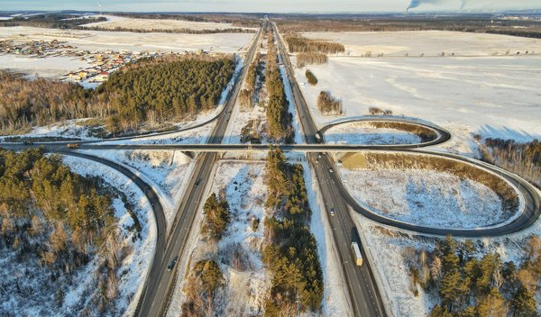 К 2026 году более 90 км федеральных трасс в Иркутской области расширят до четырех полос