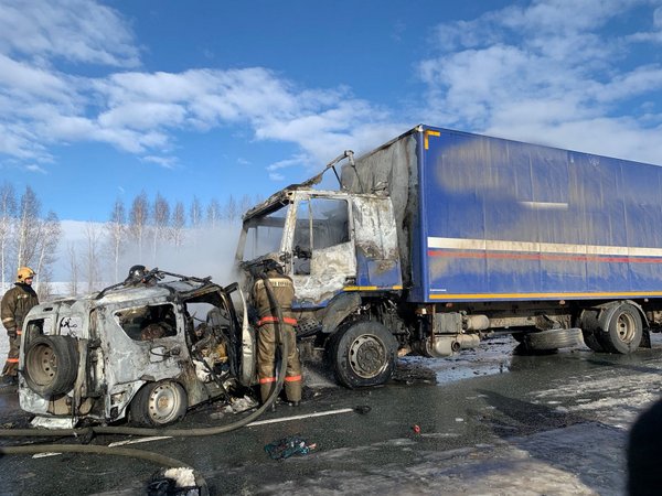 Шесть человек погибли в аварии на трассе Р-239 в Татарстане