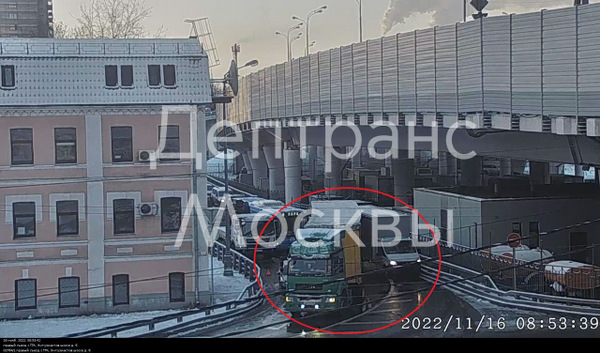 Съезд с ТТК на шоссе Энтузиастов в Москве перекрыт из-за ДТП