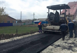7 лет без ямочного ремонта — и это не предел. Как строили «дороги-долгожители» в Саратовской области