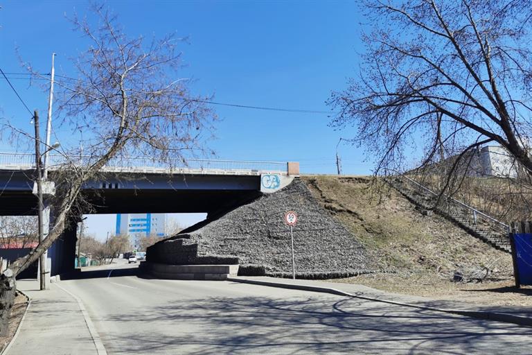 Ремонт трех мостов через Качу и путепровода по улице Мичурина в Красноярске проведут без перекрытия движения