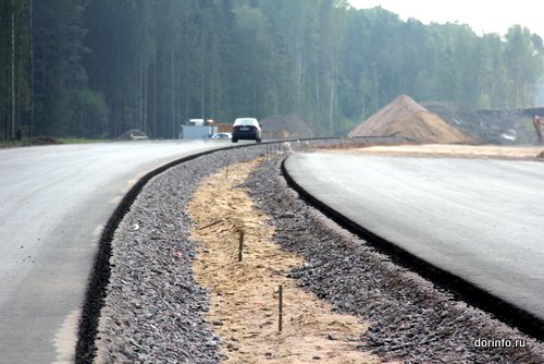 На участках трассы М-12 в Подмосковье и Владимирской области строят развязки