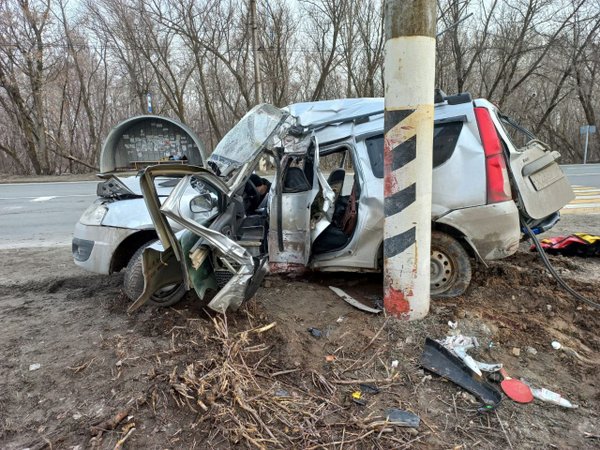 Двое погибли в утреннем ДТП на подъезде к Балаковской АЭС в Саратовской области