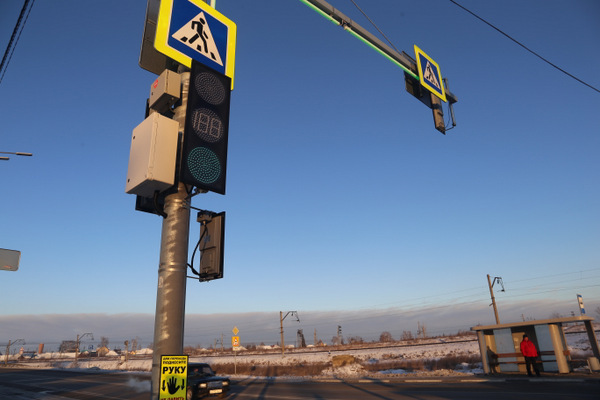 Светофоры установили на пяти пешеходных переходах на федеральных трассах в Алтайском крае