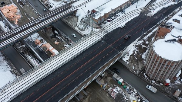 Открыли рабочее движение по реконструированному Зыряновскому путепроводу в Новосибирске