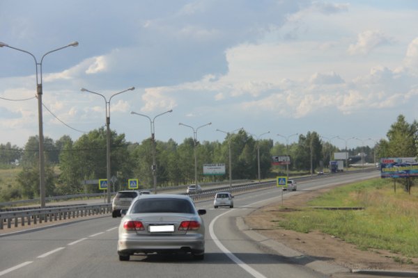 В Омской области устроят осевое ограждение еще на 17 км трасс Р-254 и Р-402