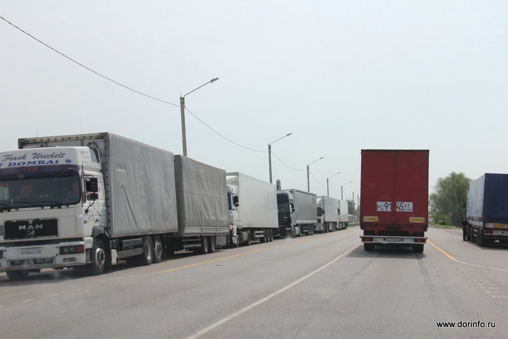 На участке обводной Самары закрыто движение грузовиков