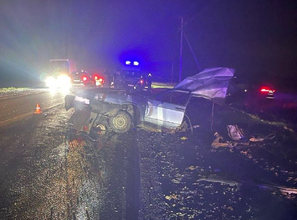 Водитель и пассажирка ВАЗа стали жертвами ДТП на Кубани