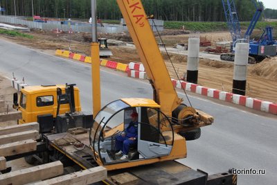 Продолжается строительство моста через Десну в Брянске