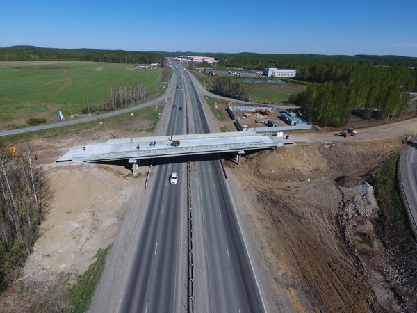 Пять мостов и путепровод расширят до четырех полос на трассе Р-242 в Свердловской области