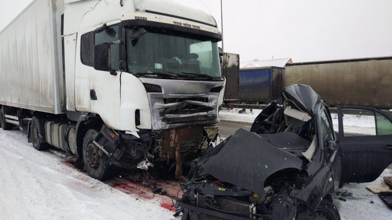Трое погибли в аварии на трассе Р-255 Сибирь в Кузбассе