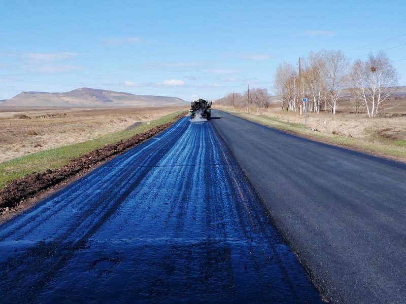 Ремонт охватил 10 км дороги Енисей – Шира в Красноярском крае 