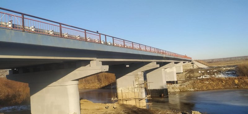 Мост через Тартас в Венгерово Новосибирской области готовят к сдаче