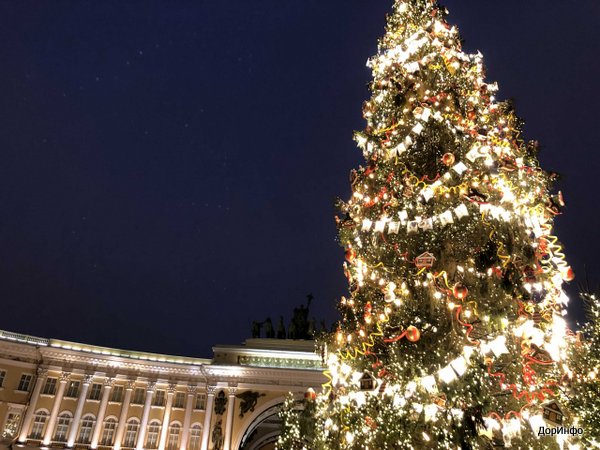 Рождественская ярмарка ограничит движение в центре Петербурга
