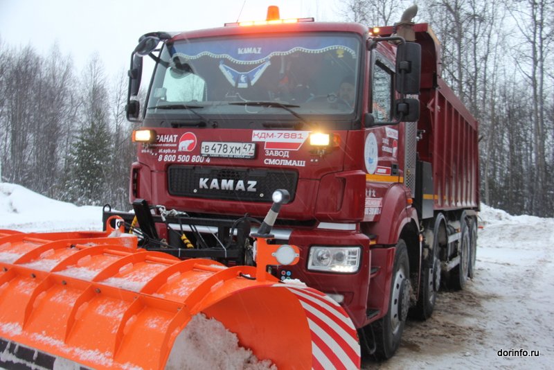 Новую технику закупили для снегоочистки трасс в Подпорожском районе Ленобласти