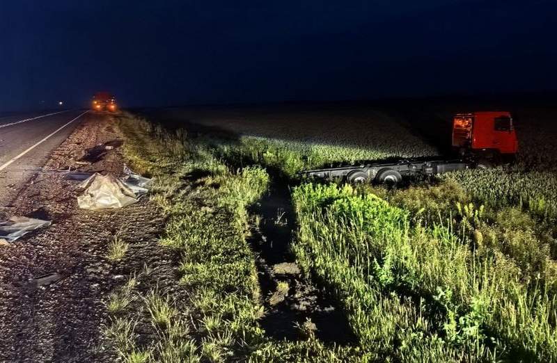Двое погибли в ночной аварии на трассе Р-22 Каспий в Рязанской области Двое погибли в ночной аварии на трассе Р-22 Каспий в Рязанской области