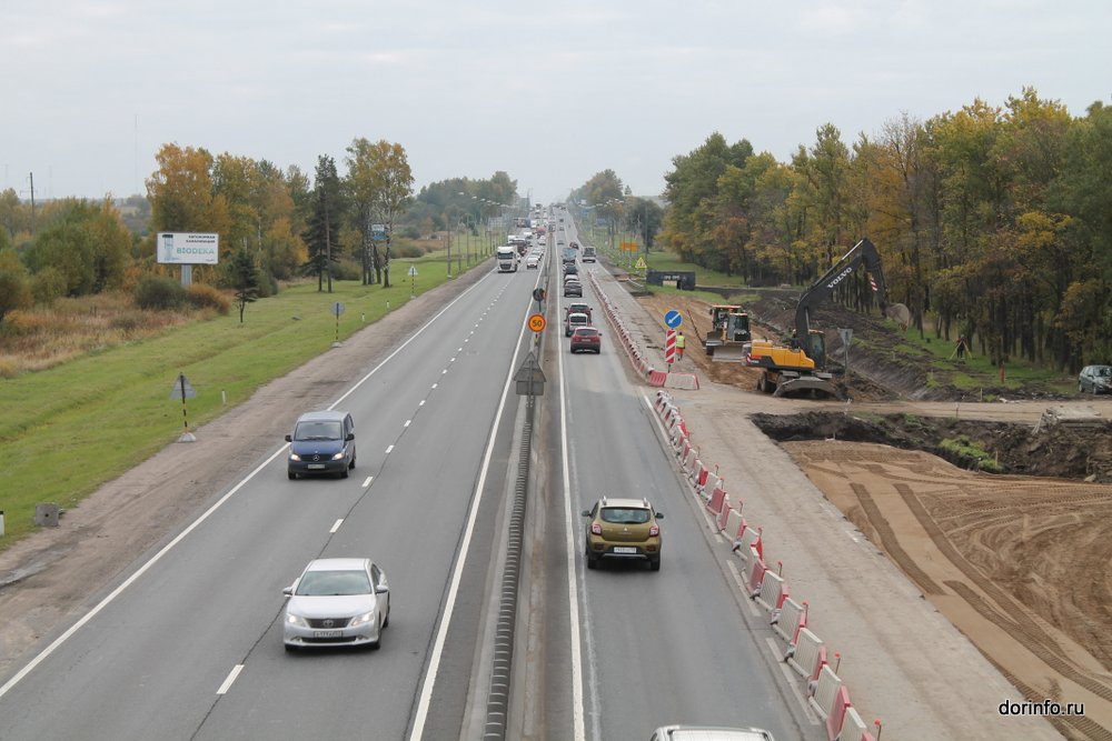 Участок Киевского шоссе в Петербурге  реконструируют