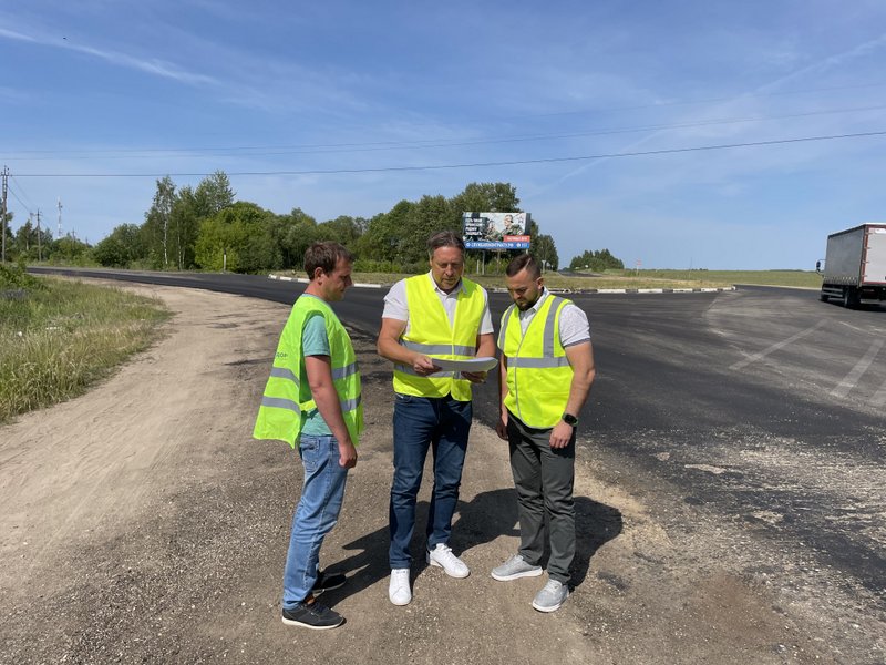 Работы по БКД на дорогах Брянской и Смоленской областей проверили федеральные эксперты
