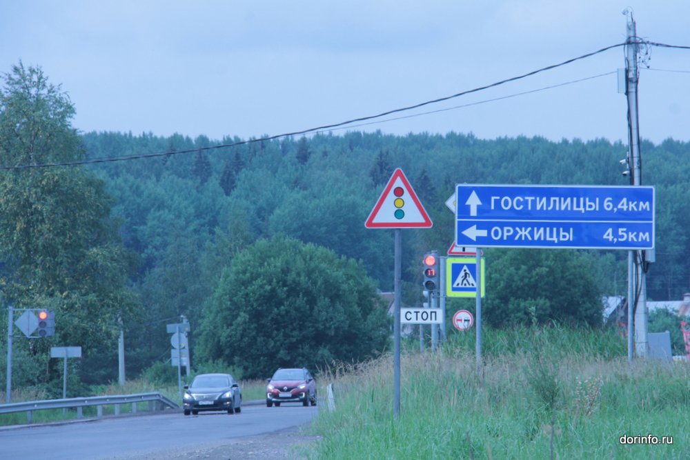 На Гостилицком шоссе в Ленобласти укладывают асфальт • Портал Дороги России •