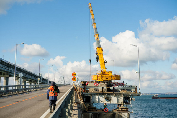 В декабре планируют завершить восстановление поврежденной части Крымского моста