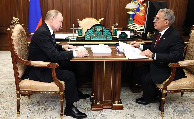 Глава Татарстана доложил Владимиру Путину о дорожной ситуации в регионе