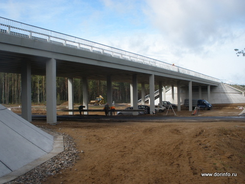 В этом году на участке реконструкции дороги Сургут - Лянтор в Югре начнут строить мост через Калинку