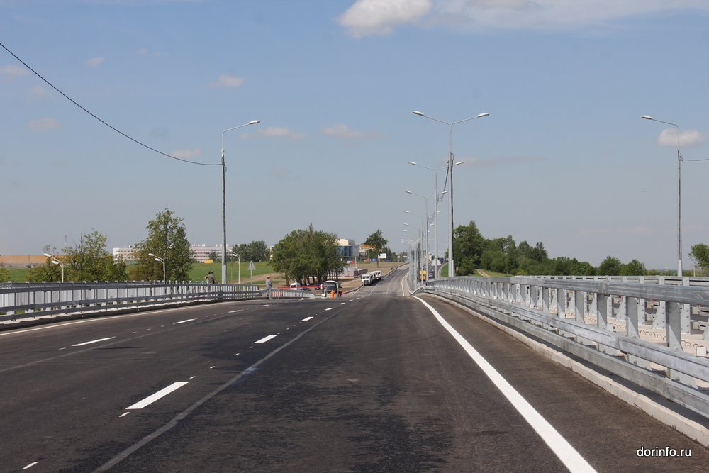 Мост через реку Шарья в Новгородской области открыли для движения