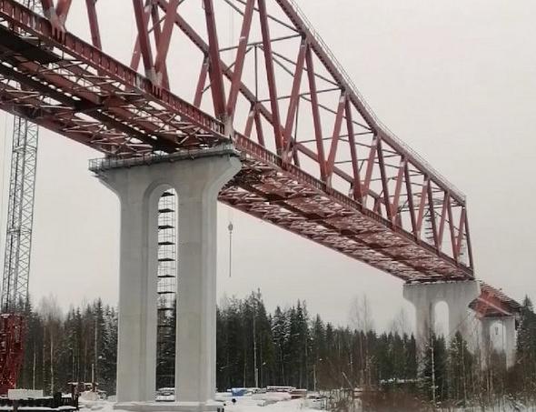 Мост в Подпорожье уже летом соединит берега реки Свирь