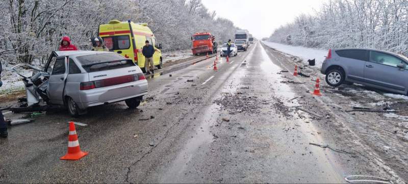 Водители двух машин погибли в ДТП на Кубани Водители двух машин погибли в ДТП на Кубани